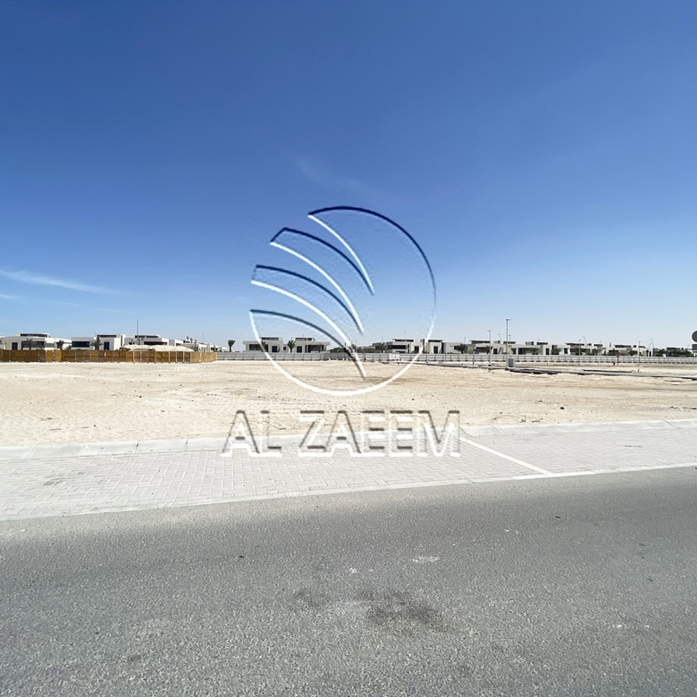 √Double Row-Corner | 1551 SQM PLOT | Sea View√