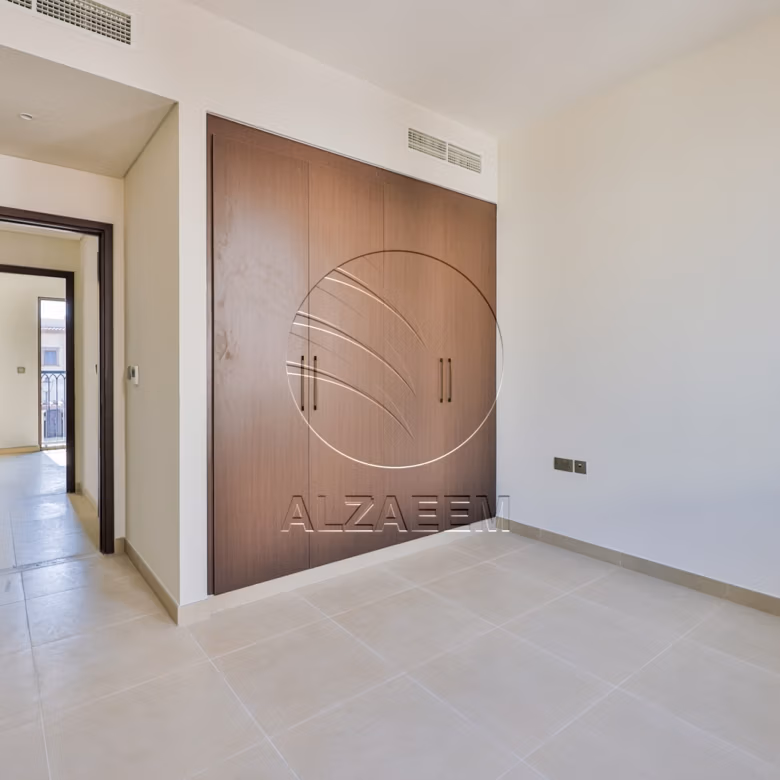 √ CASARES | Single Row Mid | Near the Garden √