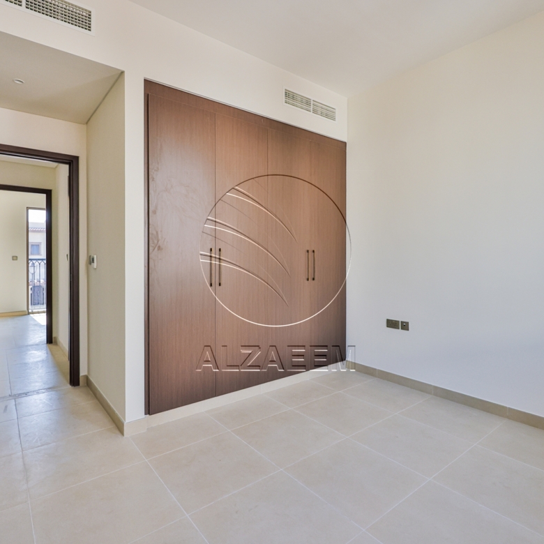 CASARES | Single Row Mid | Near the Garden