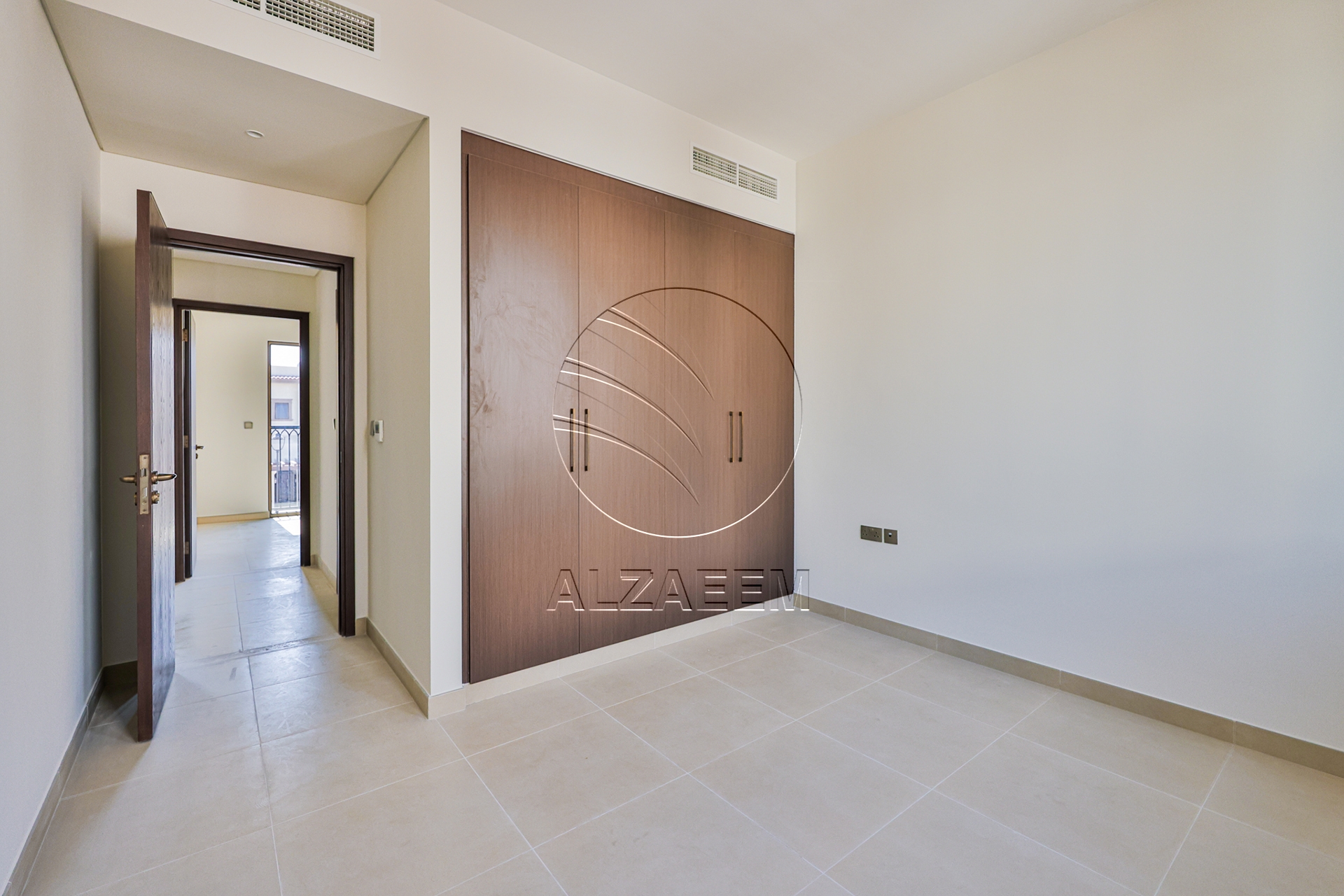 CASARES | Single Row Mid | Near the Garden