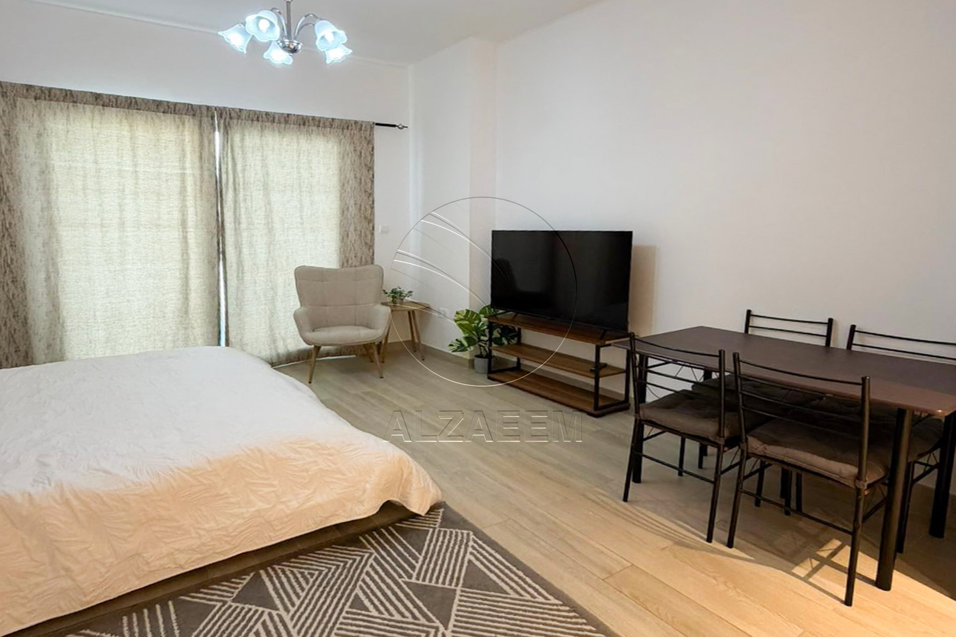 High Level + Furnished Unit with Canal Views