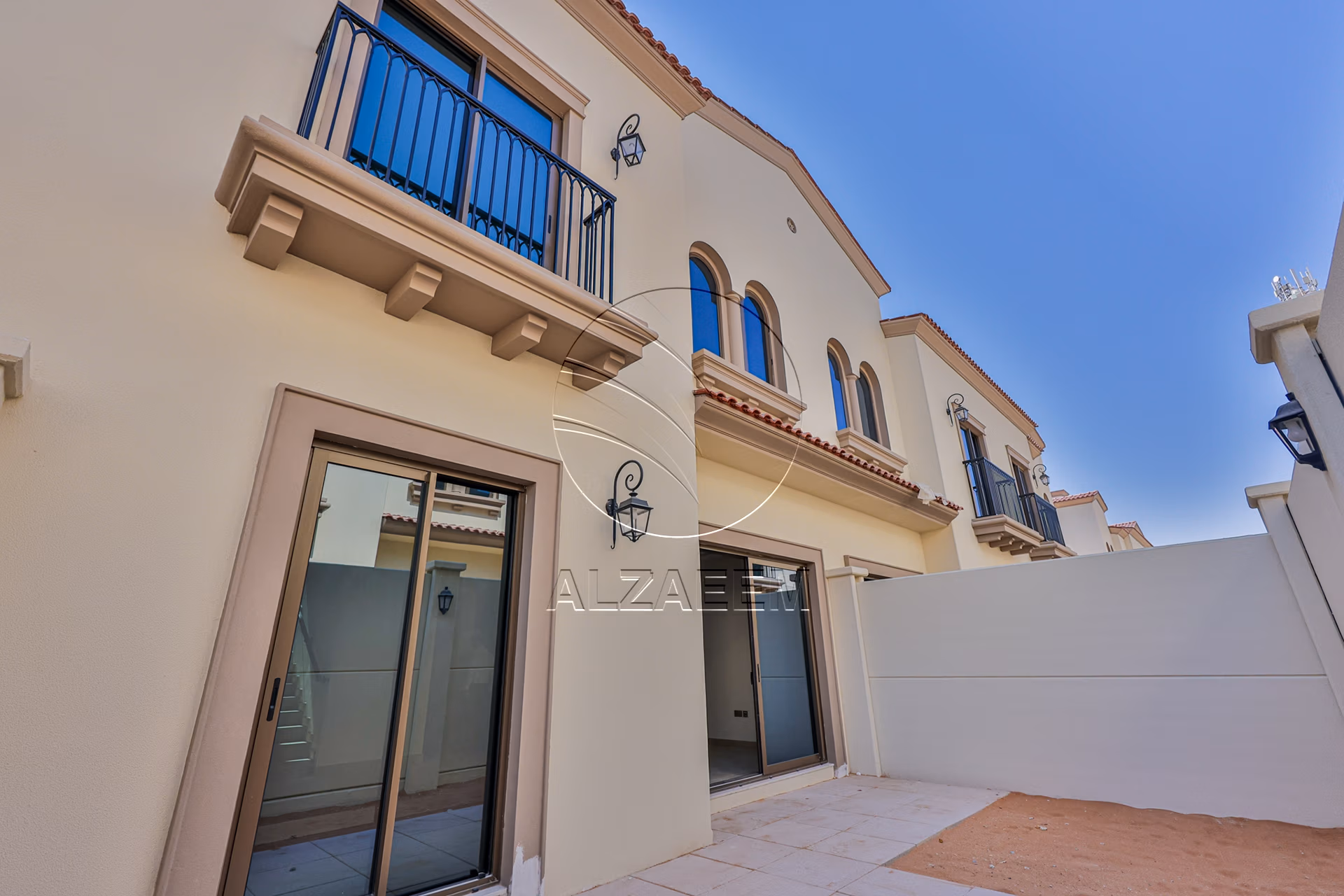 √ CASARES | Single Row Mid | Near the Garden √
