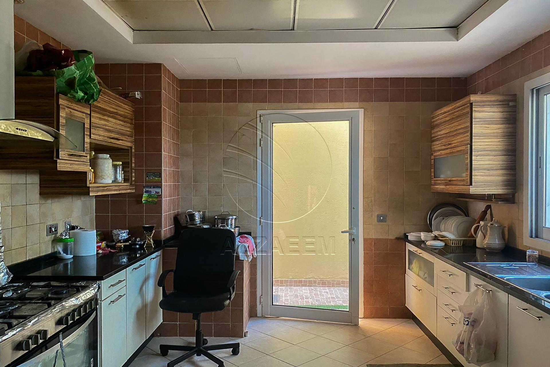 √ Tenanted Villa Opposite the Community Center √