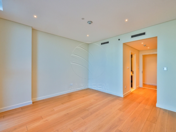 √ Sea View 2BR+M | Beach Access | Luxury Living √