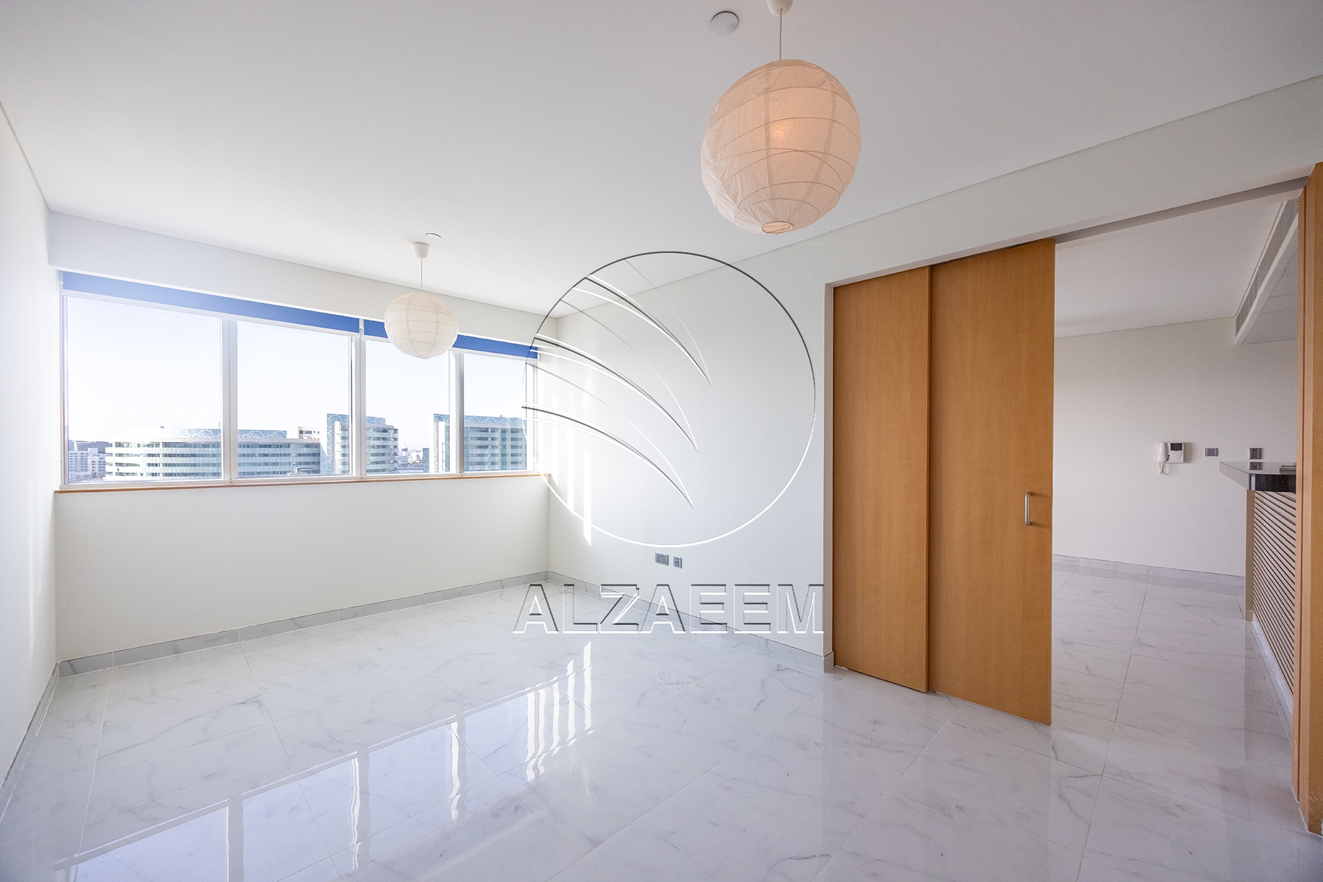 Vacant | Fully renovated unit | Sea View