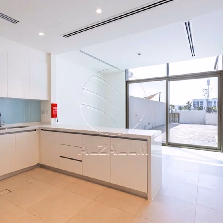 Single Row | Meticulously Landscaped |Next to Park