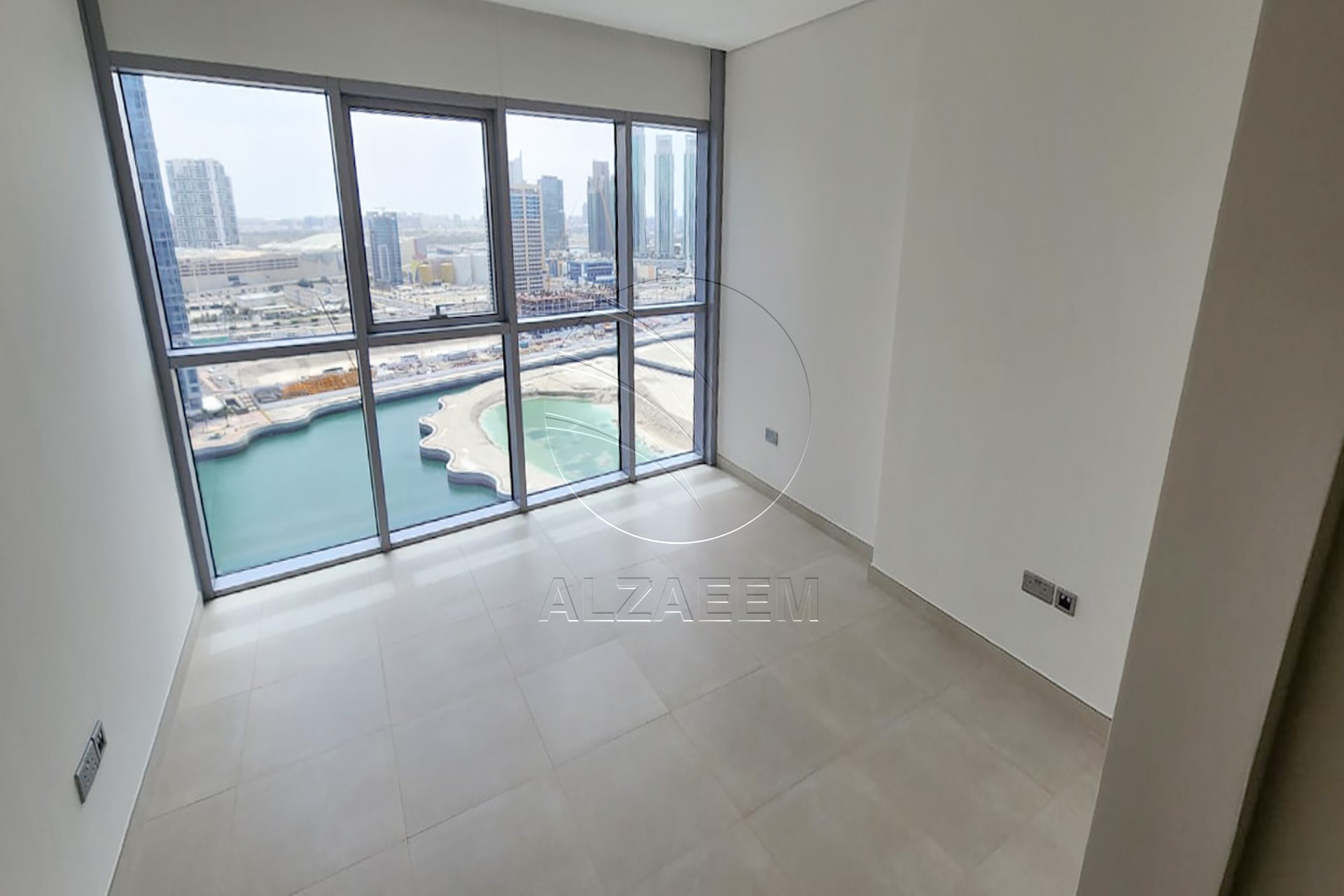 √Full Canal View | Move-in Ready | Modern Living√