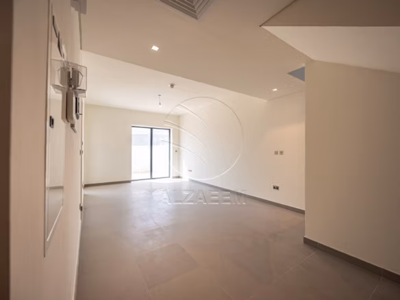 VACANT! Community View | Big Size 3BR TH