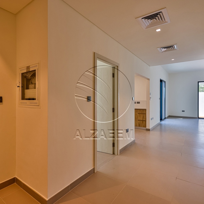 Single Row CORNER | Premium and High End Location