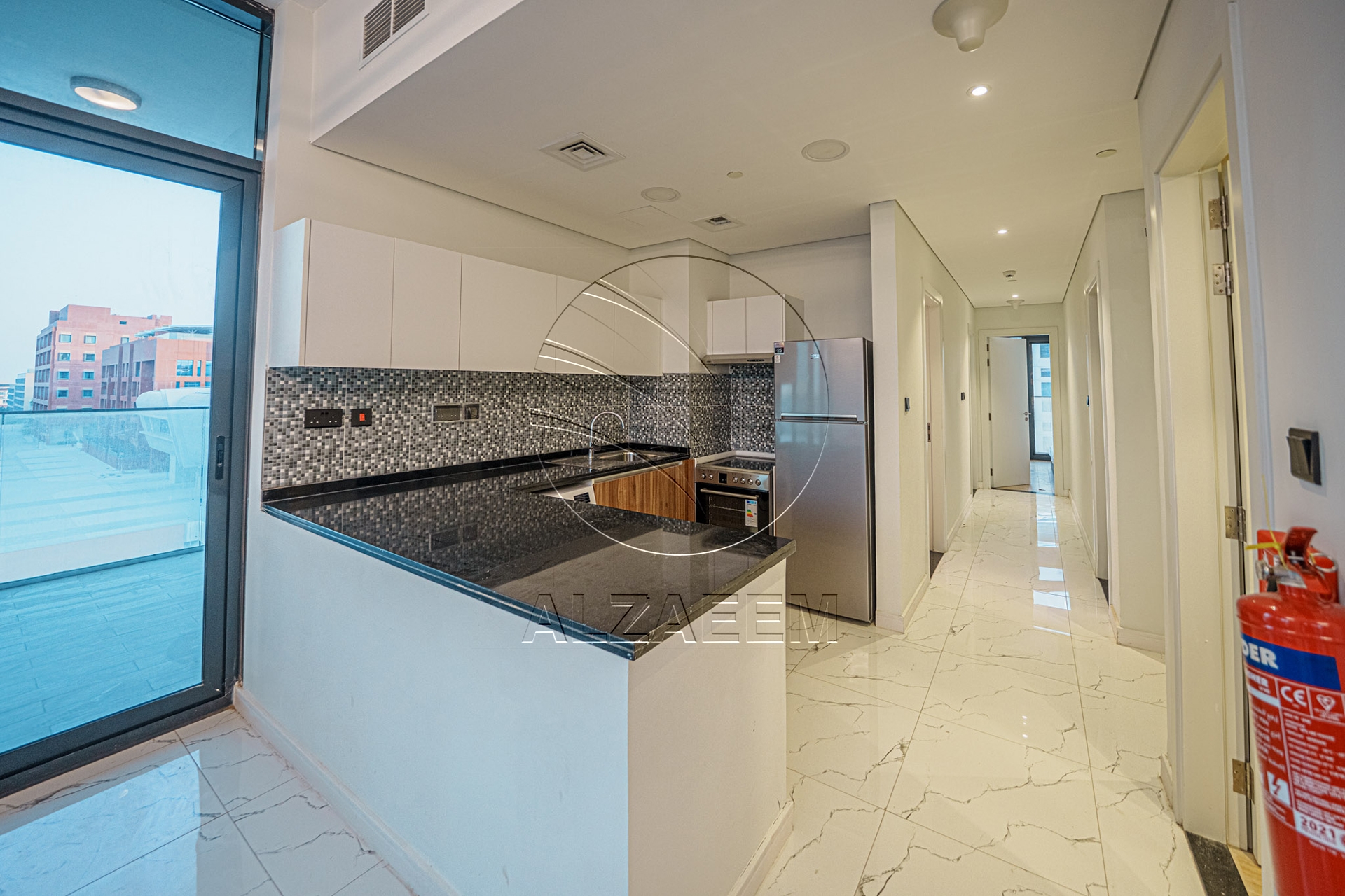 FURNISHED! Overlooking the Pool | Up to 2 Payments