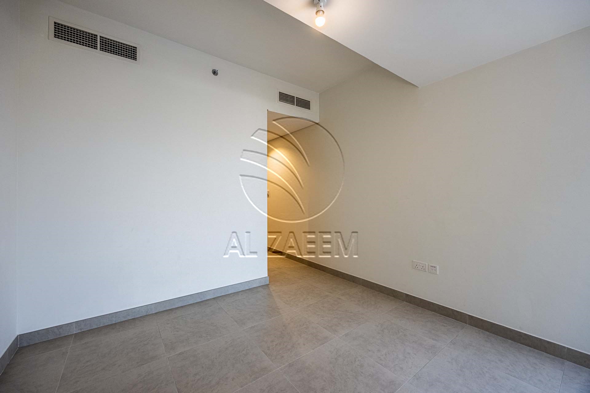Vacant | DUPLEX | Facing The Pool | 4 payments