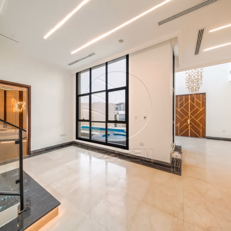 √Luxuriously Furnished |Private Pool and 2 Majlis√