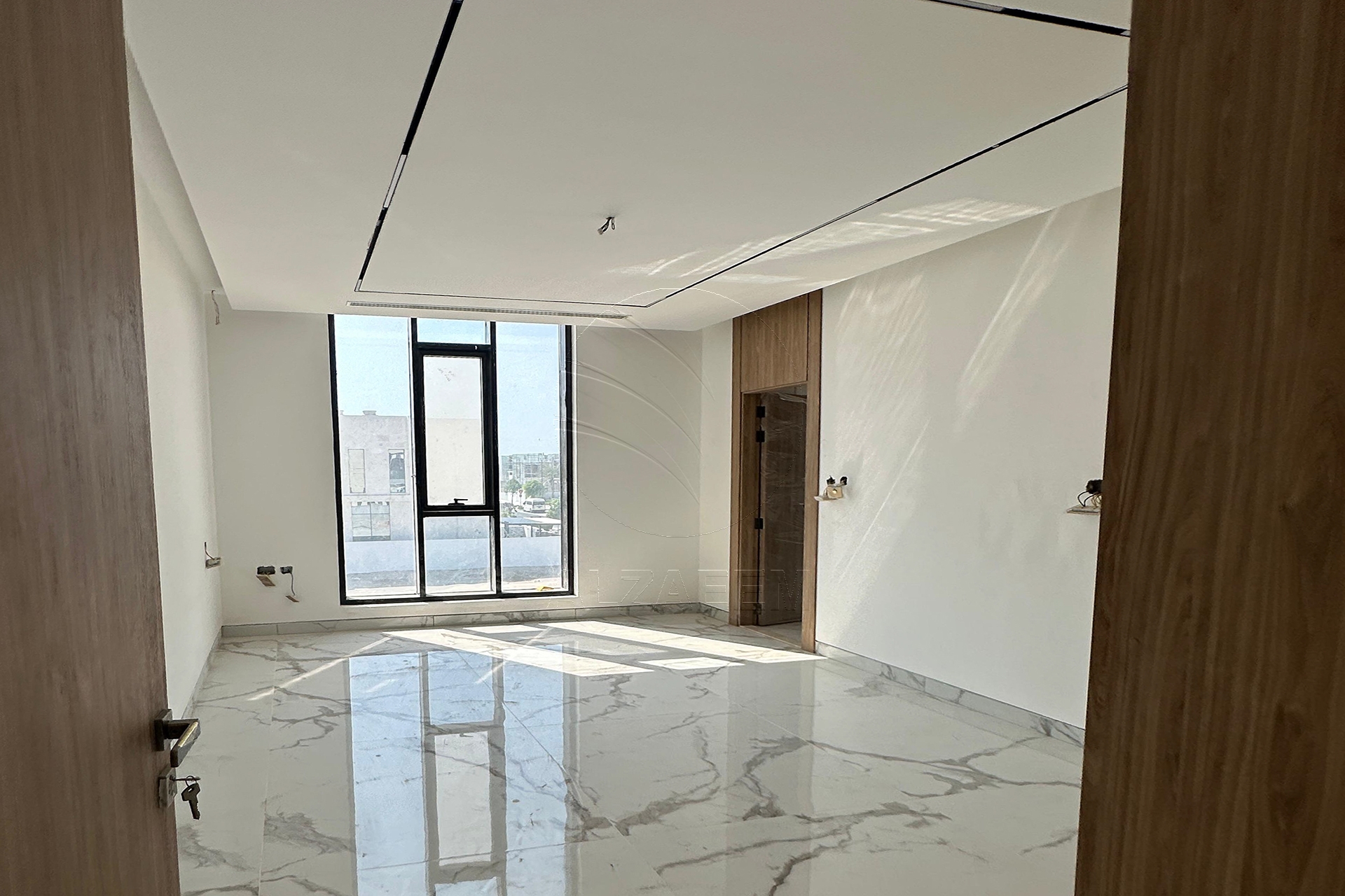 √ Single Row | Biggest Plot | 5BR+Lift+Pool √