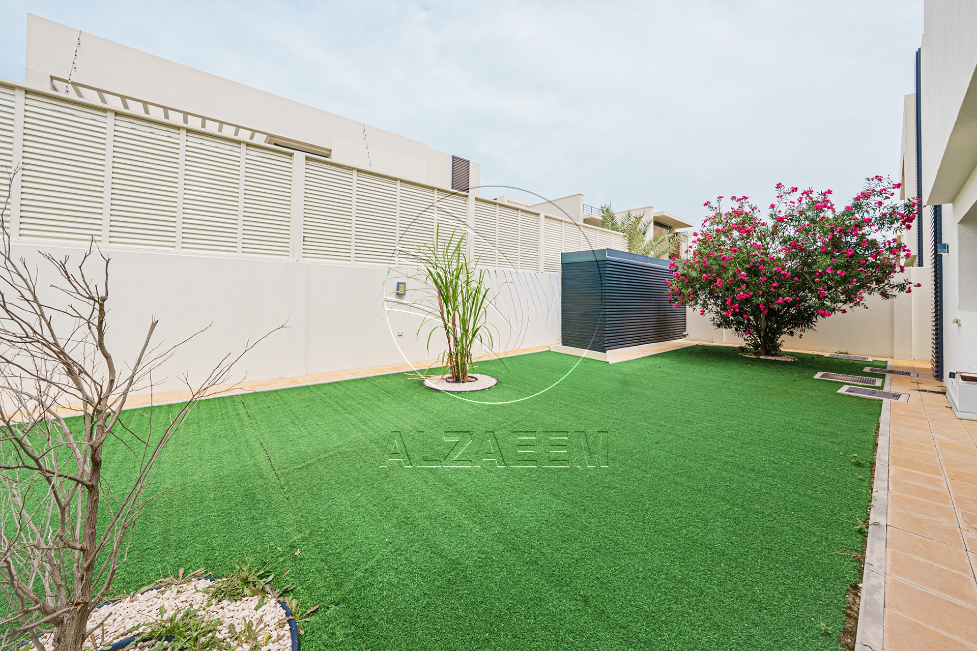 √Landscaped Garden | Furnished | T3-C1 | Corner√