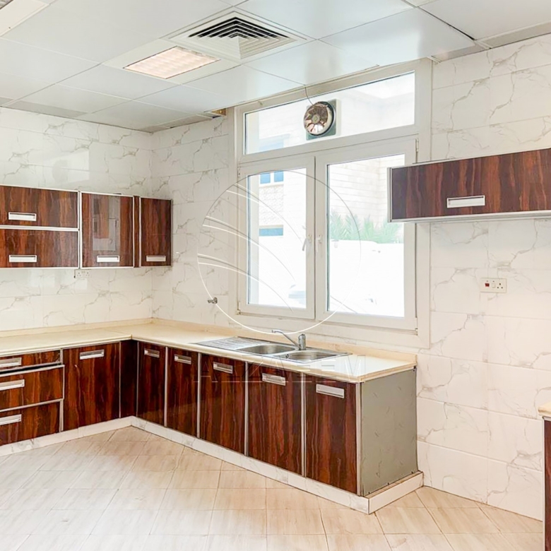 √Classic Stand Alone Villa | Near Al Ghadeer Park√