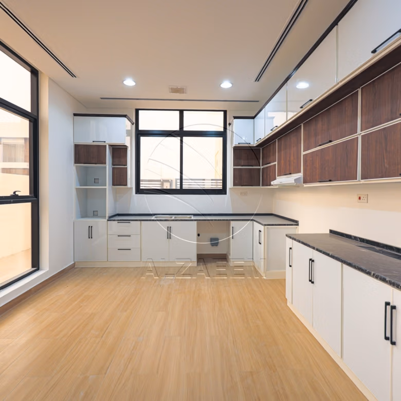 Corner | High Quality Finishing| High Ceiling