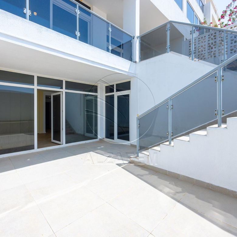 Kitchen Appliances | With Elevator and Gym + Pool