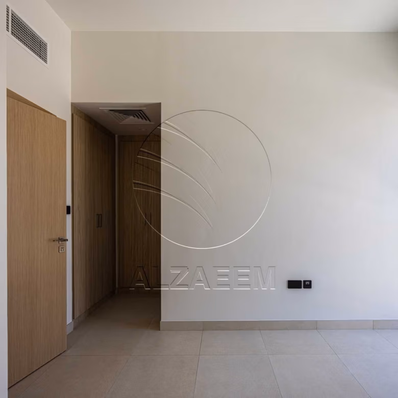 √HOT! Single Row Biggest Layout | Prime Location√