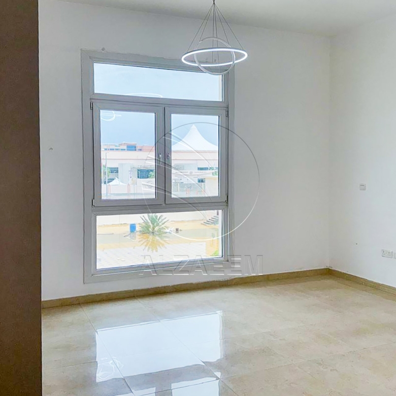 √Classic Stand Alone Villa | Near Al Ghadeer Park√