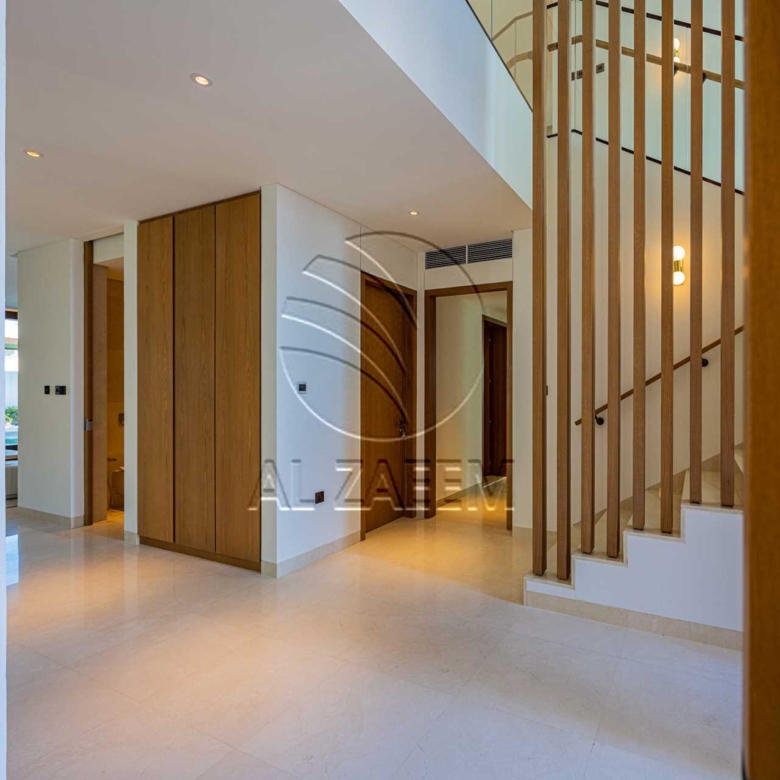 Alsidr | High Ceiling | Single Row Corner