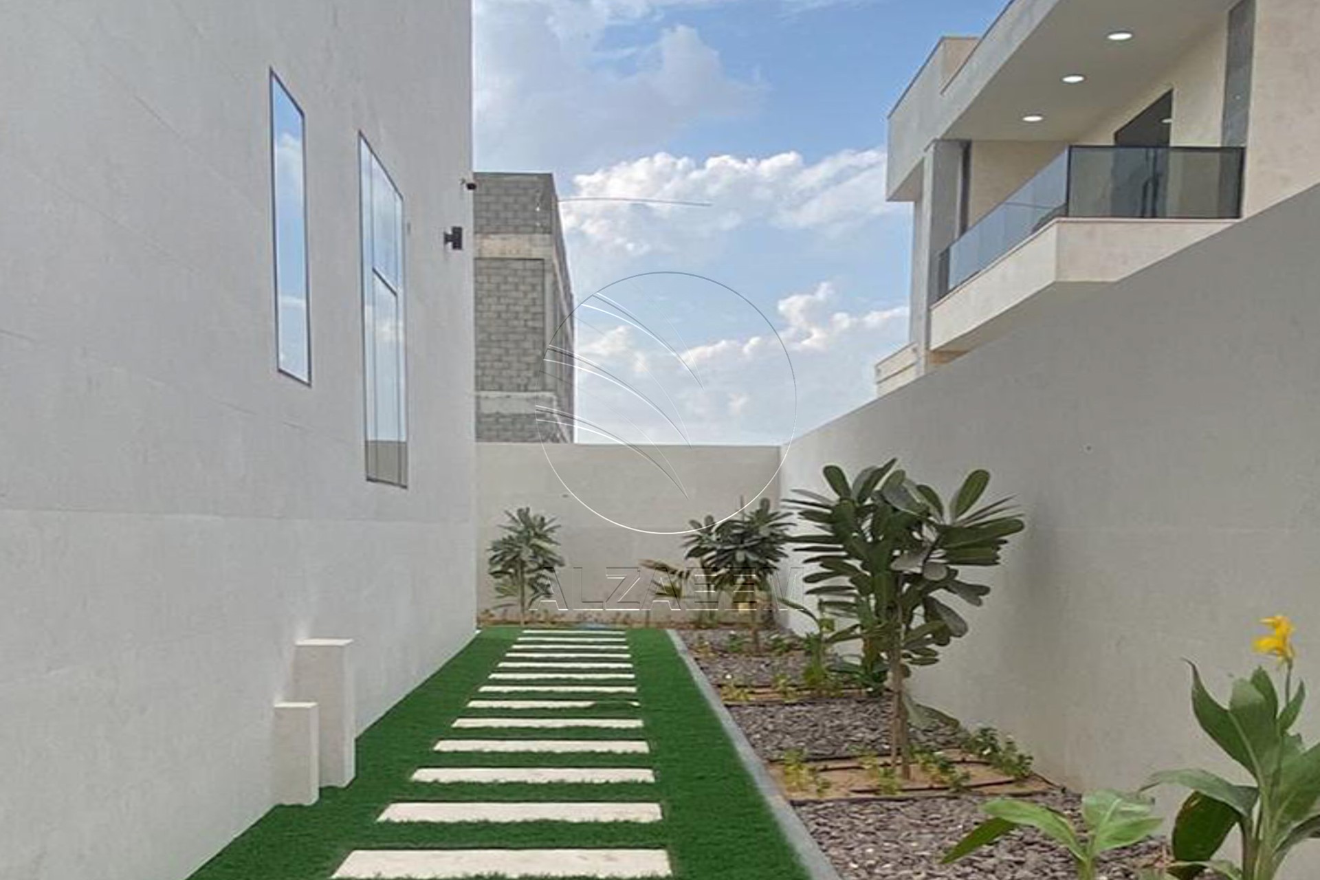 √ Landscaped Area | 6 Masters | Modern Finishing √