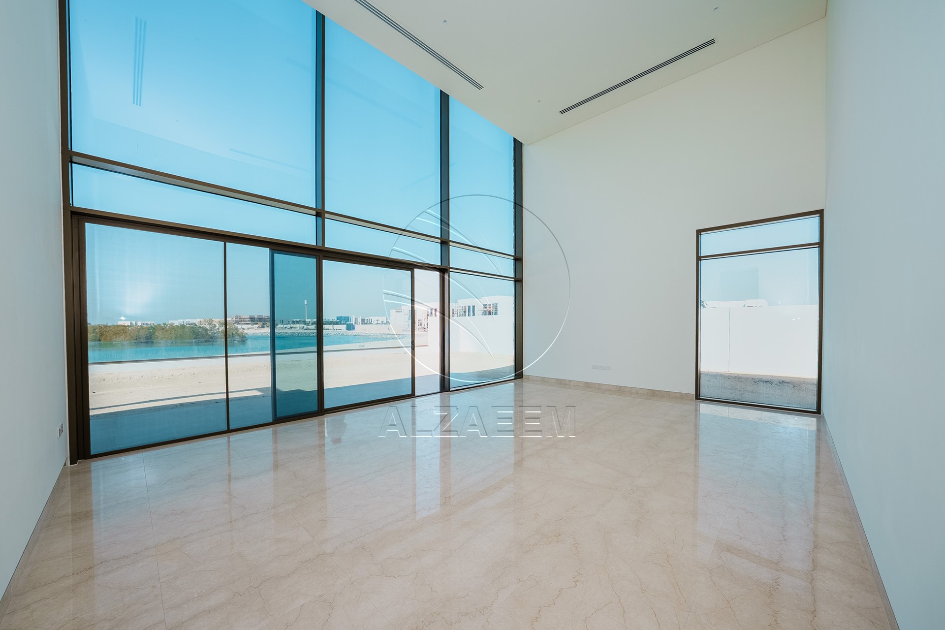 √Seafront VIP Villa | Single Row Corner Big Plot√