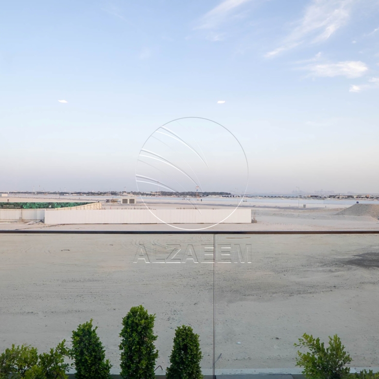 High Quality Upgraded Villa | Single Row | VACANT