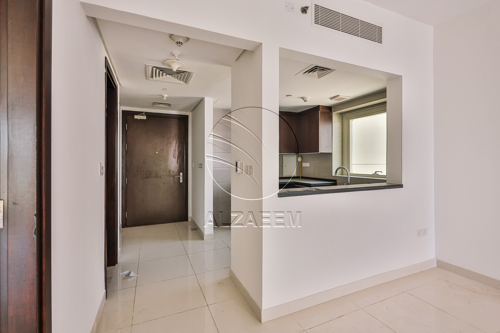 HIGH Level | BIG LAYOUT | Balcony | Open Kitchen
