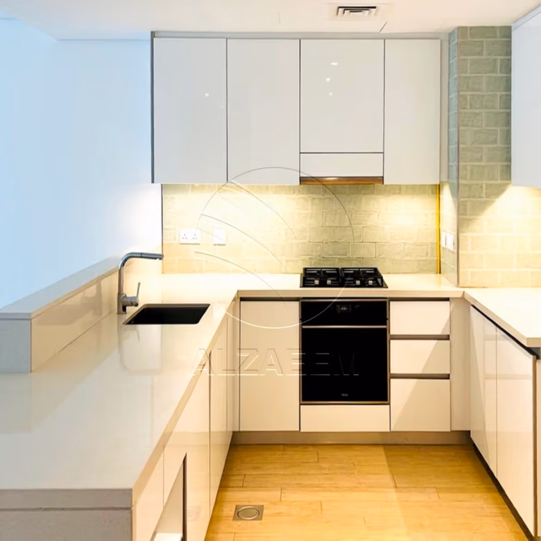 VACANT | High Floor | Partial Sea and Golf view