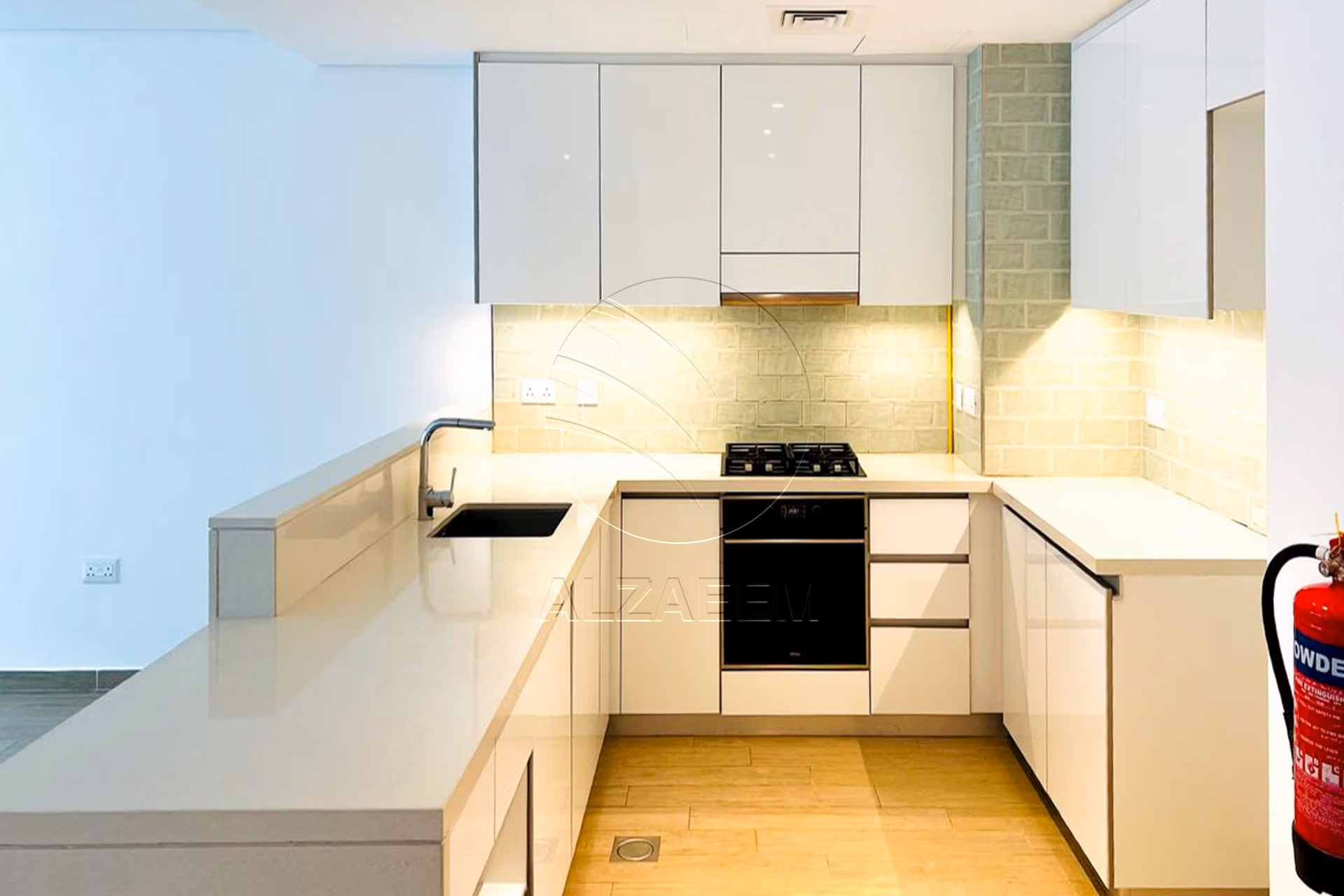 VACANT | High Floor | Partial Sea and Golf view