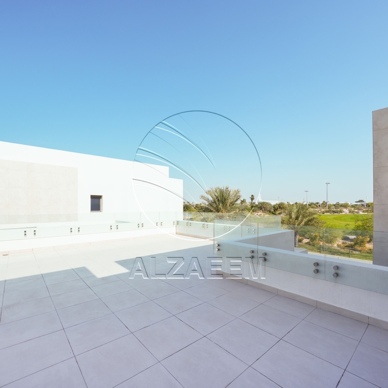 Golf Course View Villa + 1047Sqm Landscaped Plot