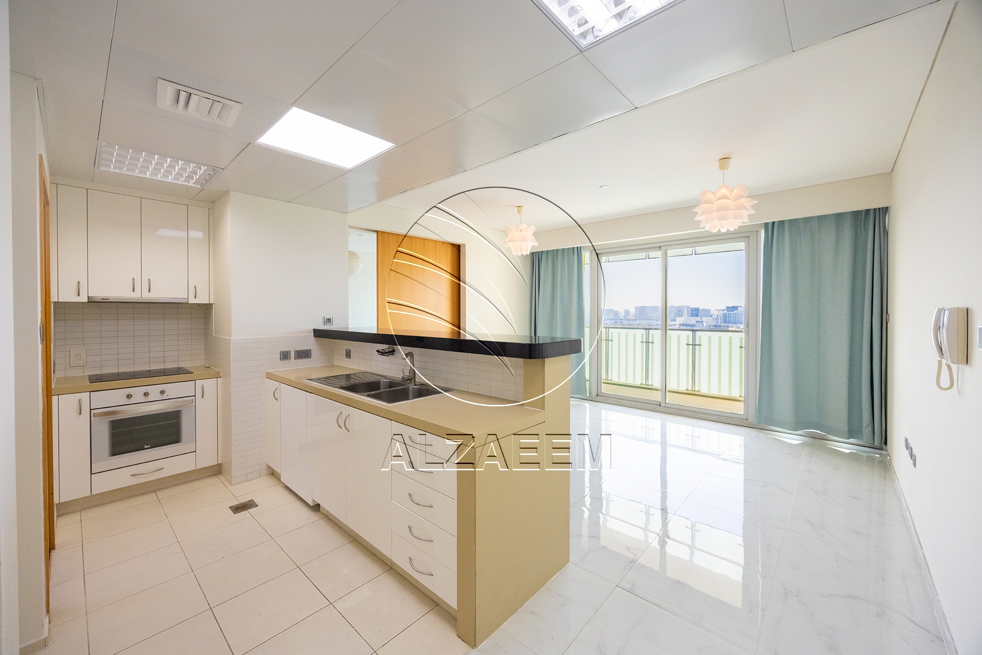 Vacant | Fully renovated unit | Sea View