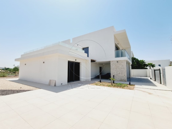 Single Row + Corner Full Golf Course 4F Villa