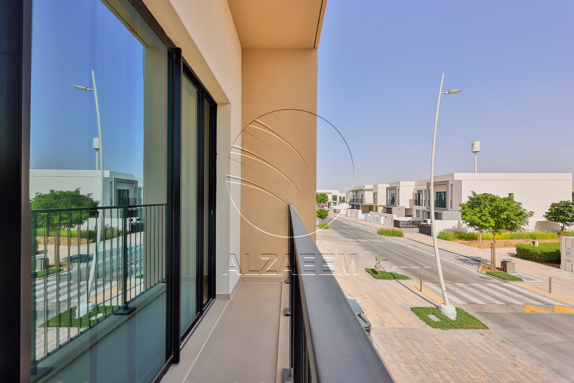 √Corner Single Row! Biggest 2BR Plot in Yas Acres√