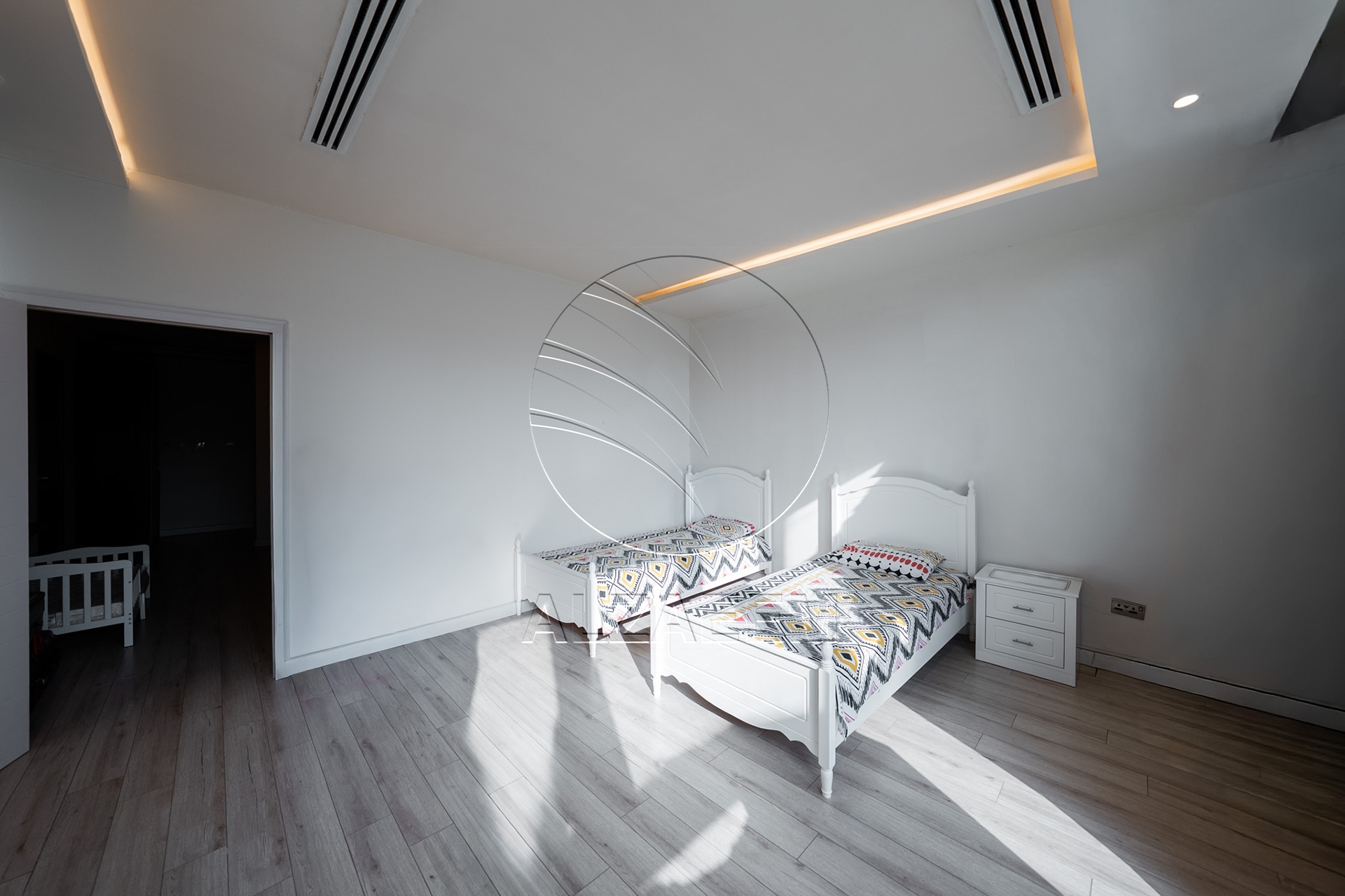VIP | Upgraded Villa | Corner Single Row | Jacuzzi