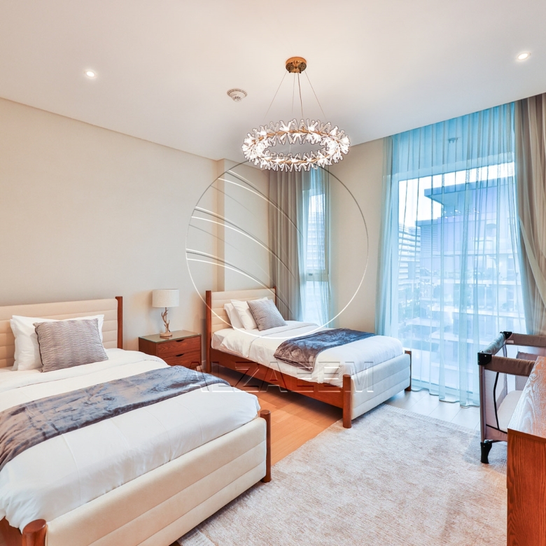 Fully Furnished | Stunning Sea View |2BR+M+Storage
