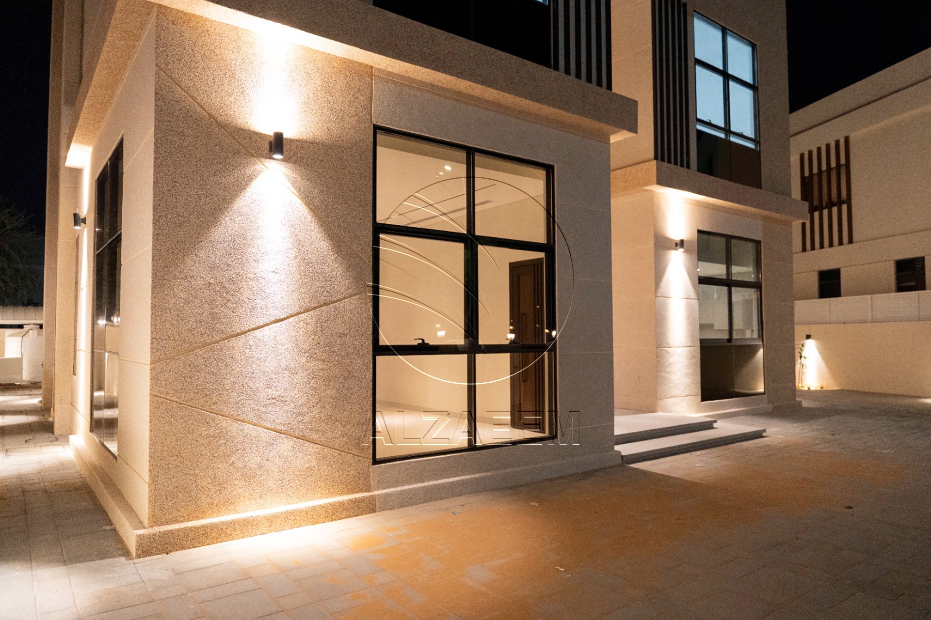 √Brand New Single Row Modern Villa! Spacious Plot√