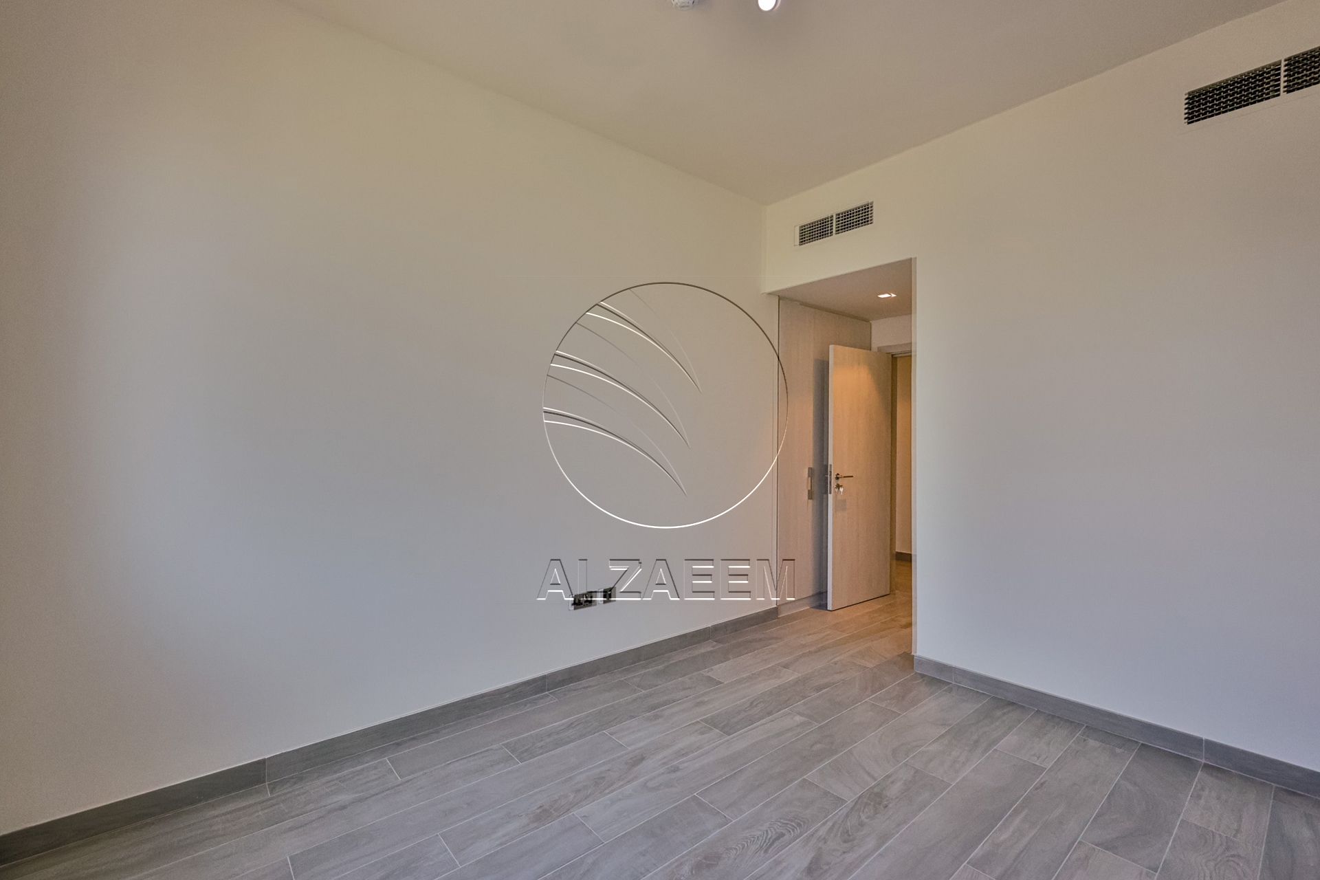HOT! Single Row | Rented with Refund | High ROI