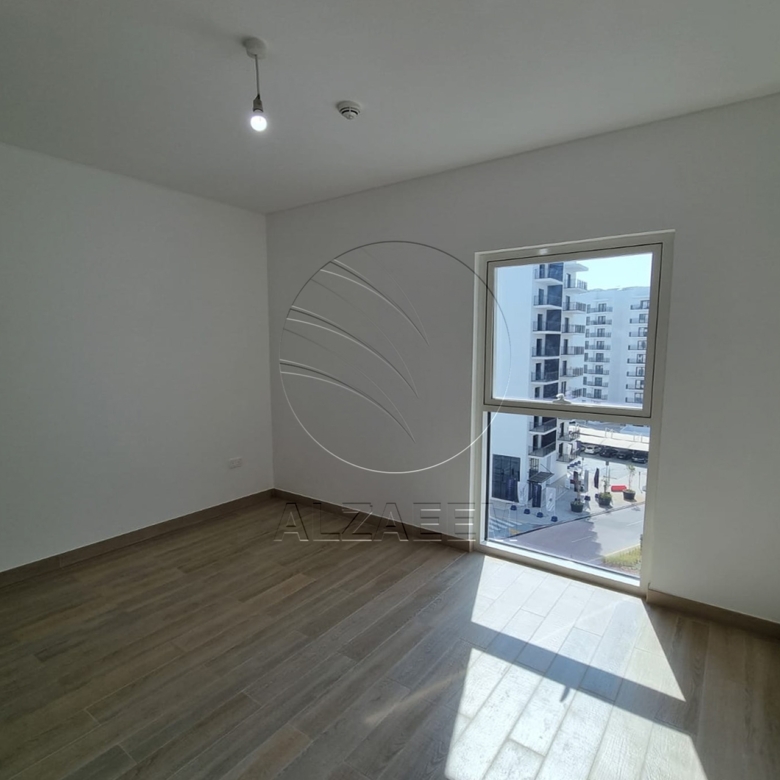 VACANT! Furnished Unit | Mid Level