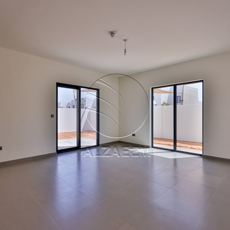 Single Row | Semi Corner and High End Location