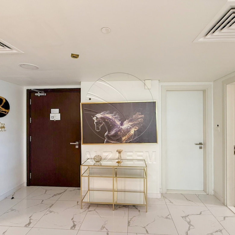 Fully Furnished | 3 Balconies | Corner | VACANT