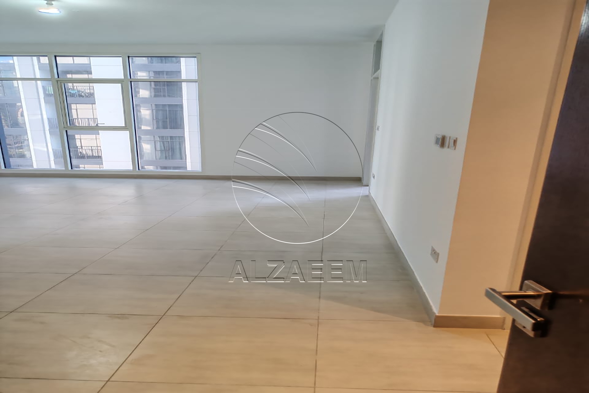 High Floor | Up to 4 Payments | Prime Location