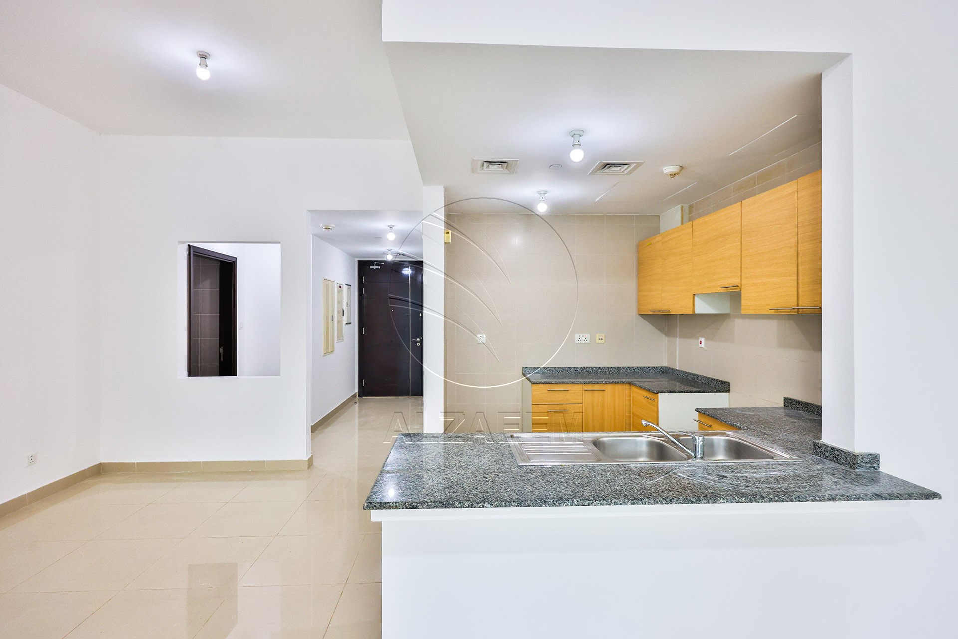 VACANT | 2 Payments | Urban View