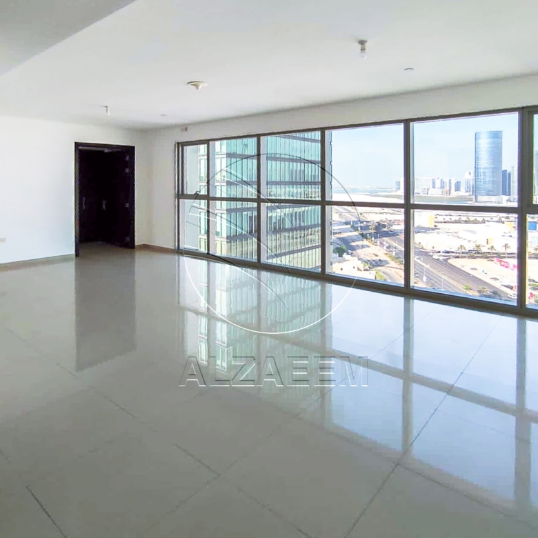 √VACANT! Sea View | On High Floor√