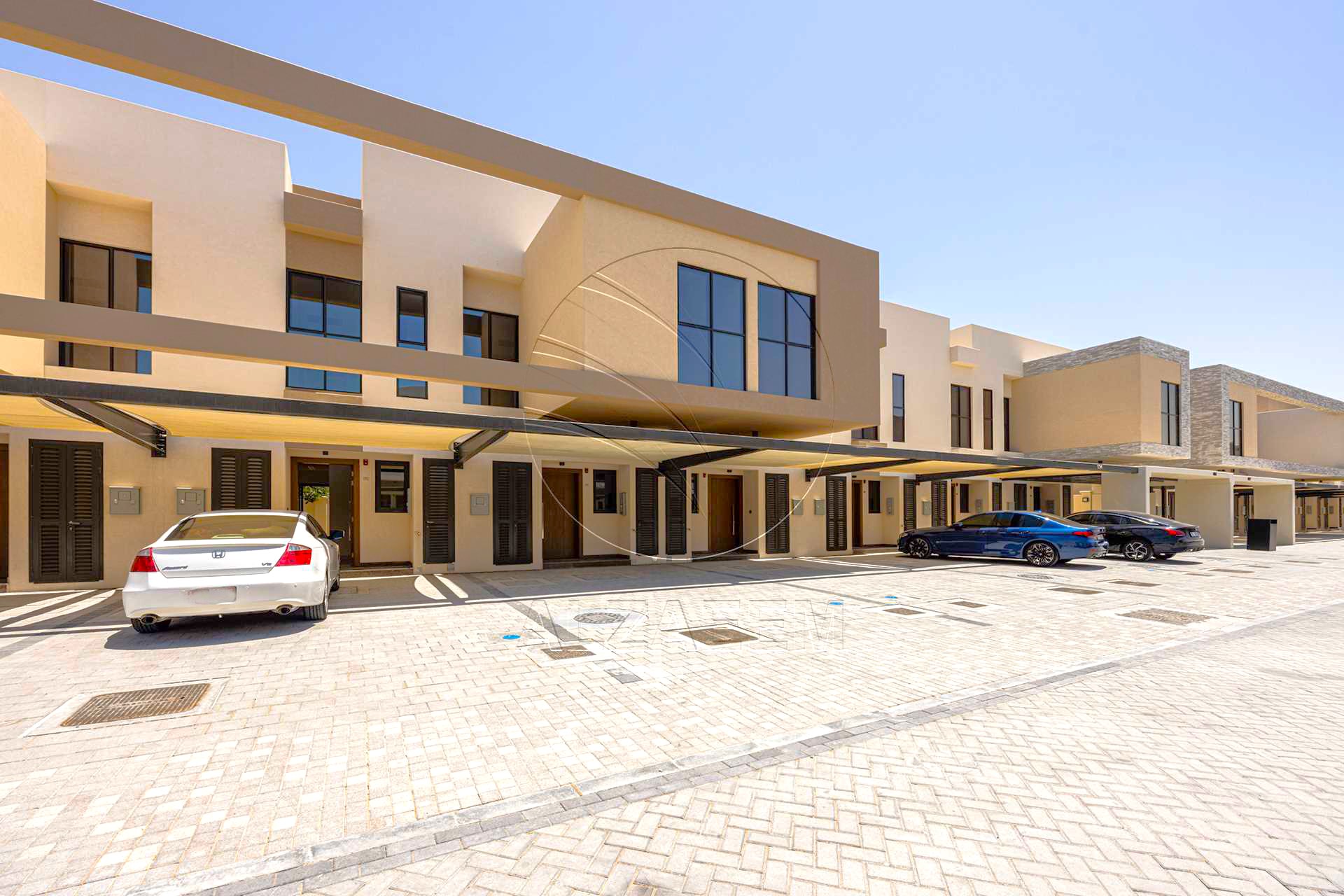 √HOT! Single Row Biggest Layout | Prime Location√