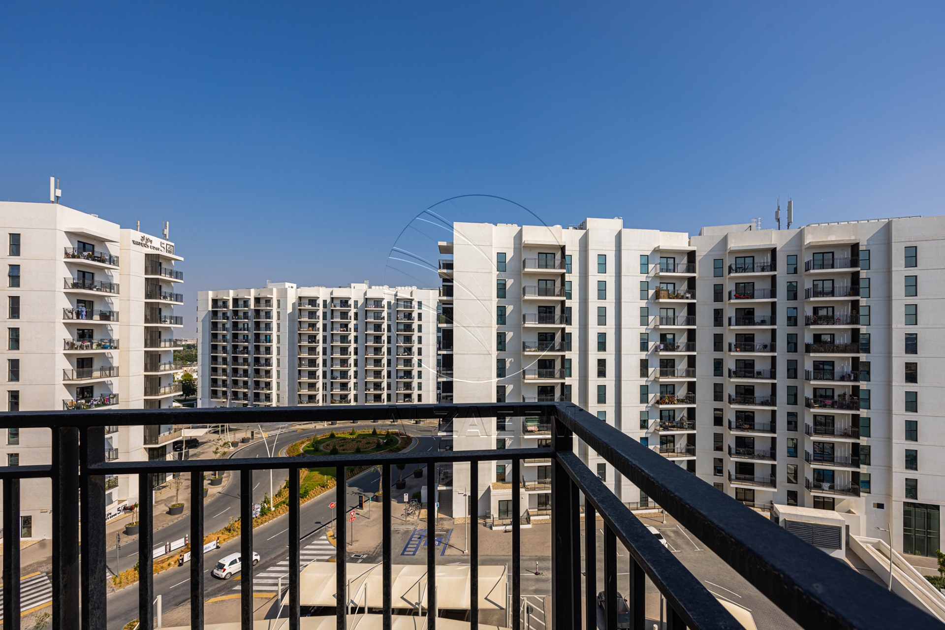 Partial Canal View | High Floor | VACANT