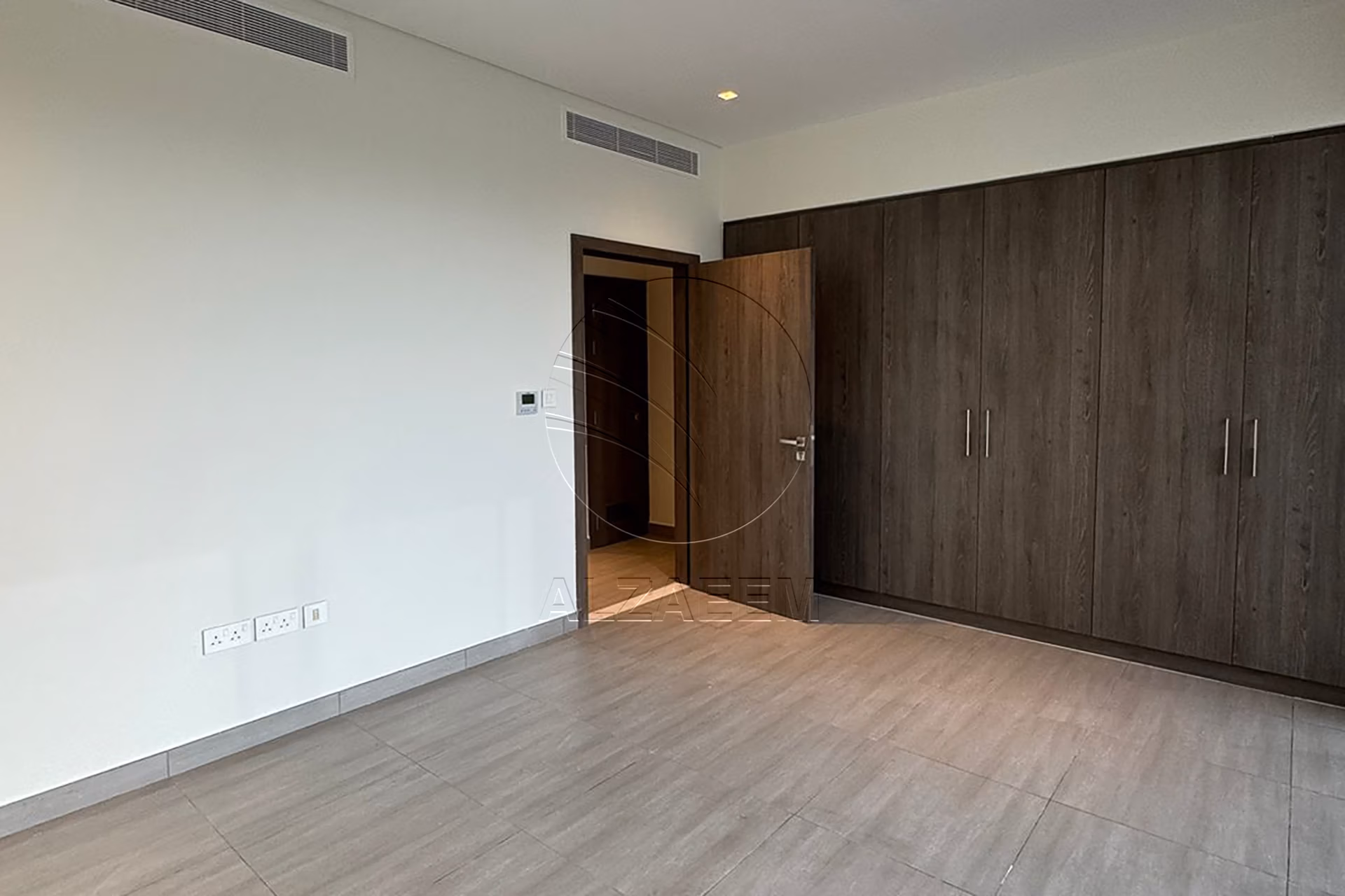 √HOT DEAL | Move-in Ready | Single Row – Mid Unit√