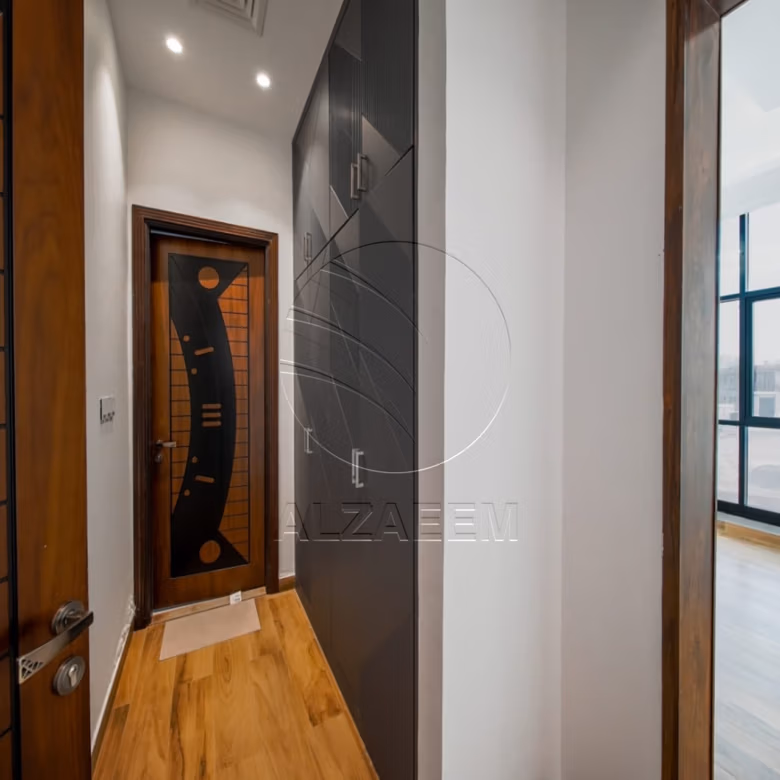 √Luxuriously Furnished |Private Pool and 2 Majlis√