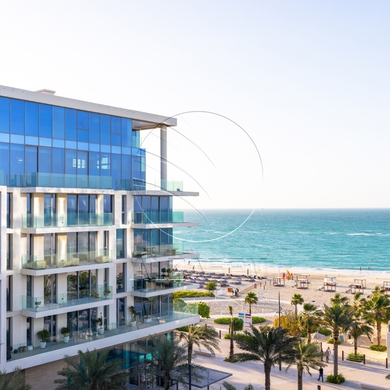 Fully Furnished | Stunning Sea View |2BR+M+Storage