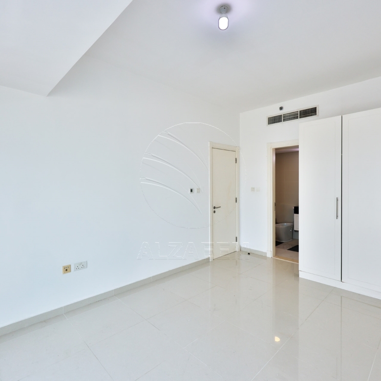 VACANT and Exclusive | Sea View | Big Balcony